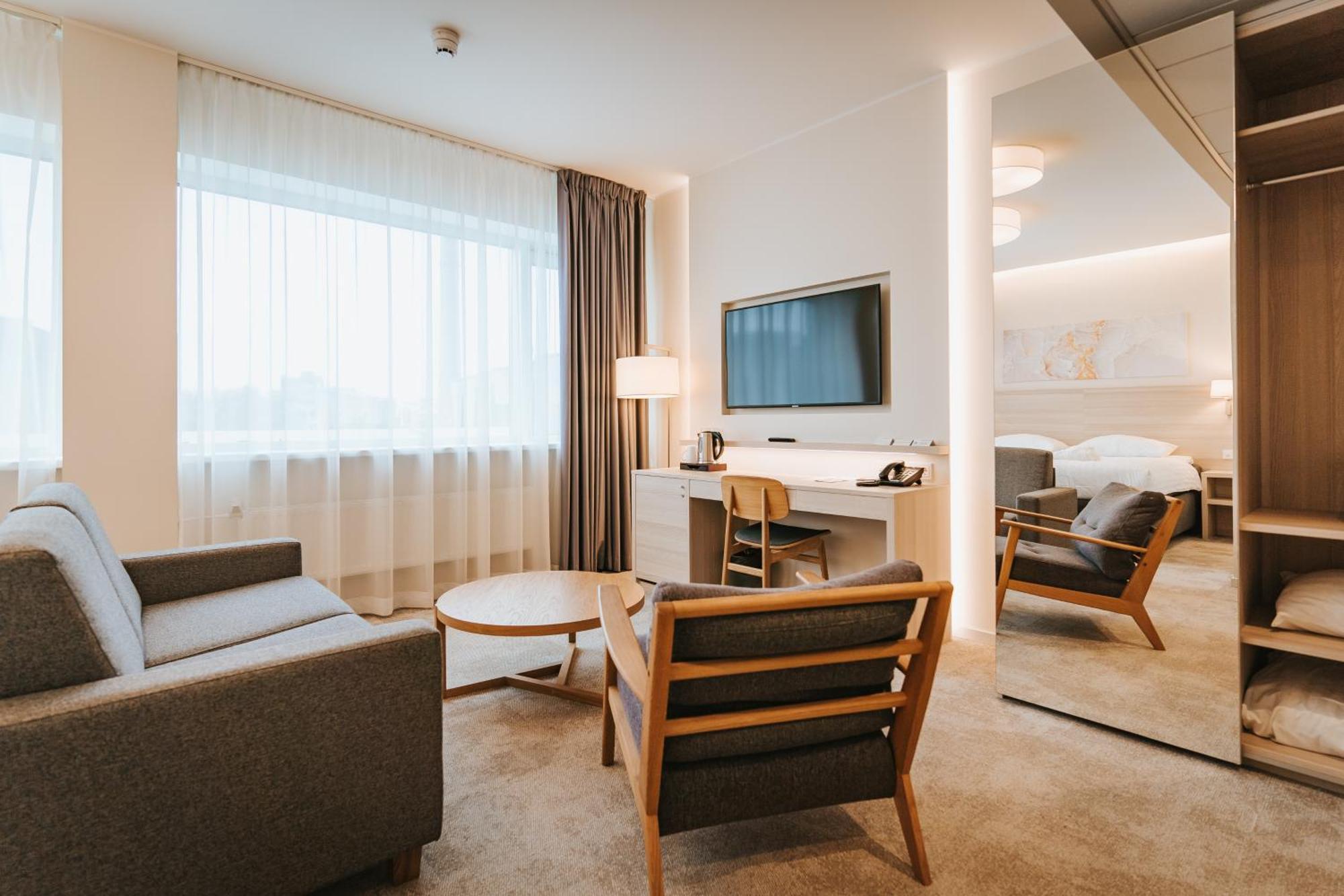 Deluxe Room spa access